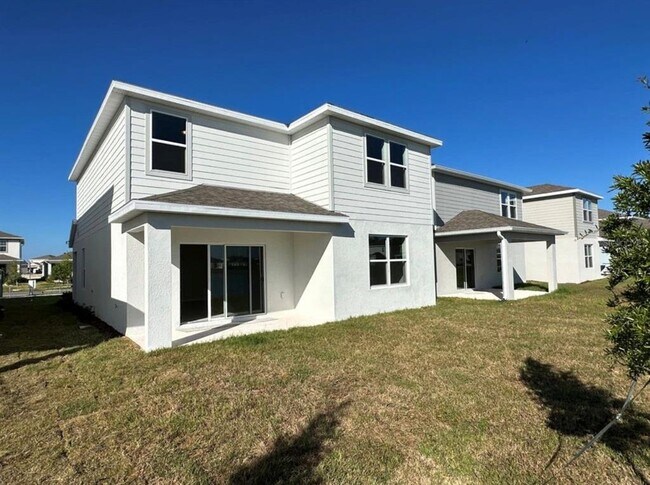 Building Photo - 5322 Royal Point Ave