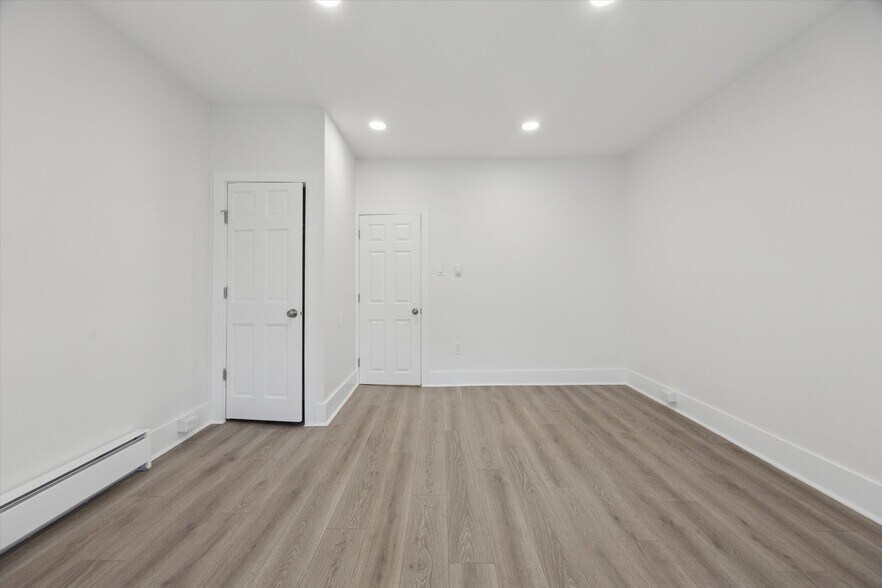 Building Photo - 3247 N Marston St