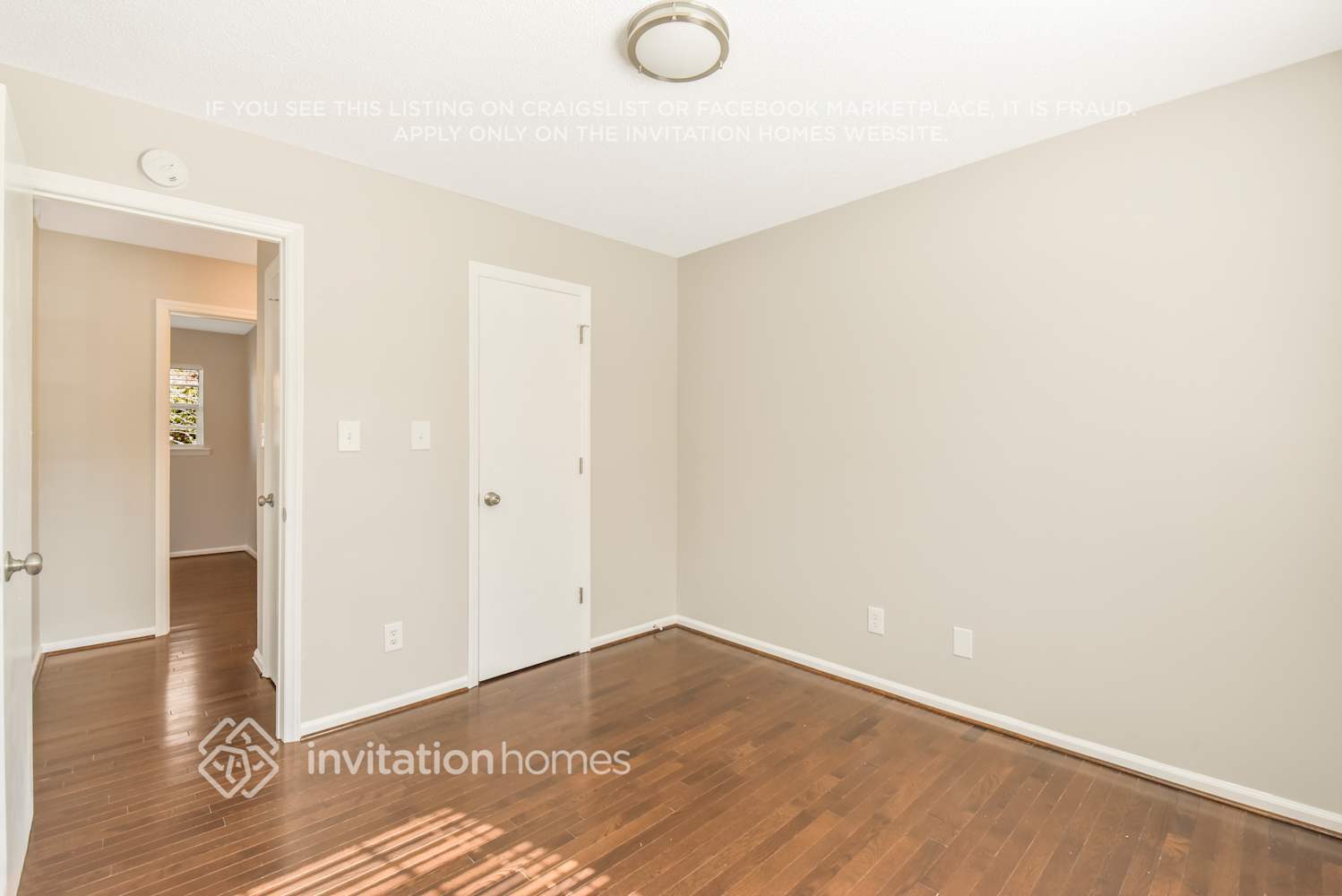Building Photo - 112 Rockledge Dr