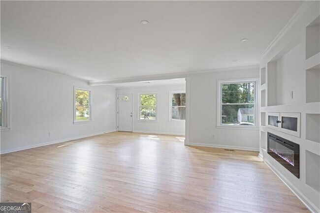 Building Photo - 1967 Sumter St NW