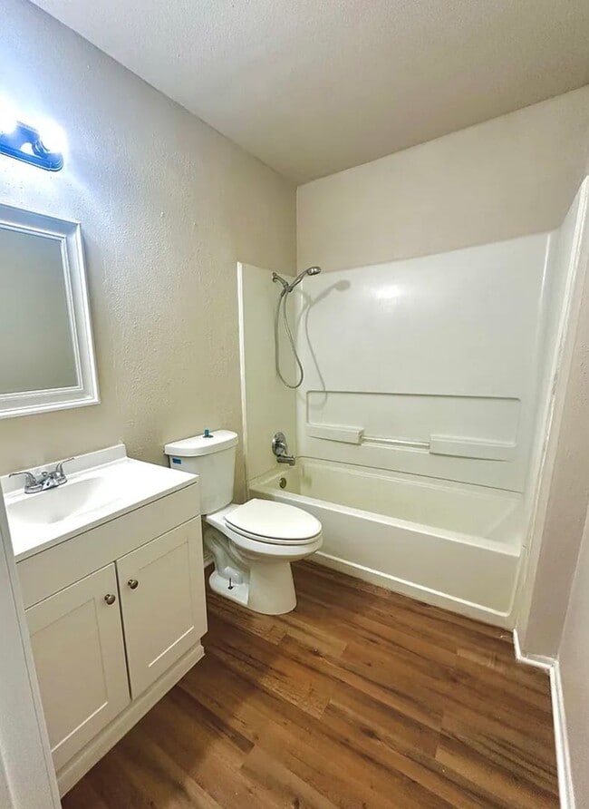 Building Photo - 8432 Dixon Ridge Dr