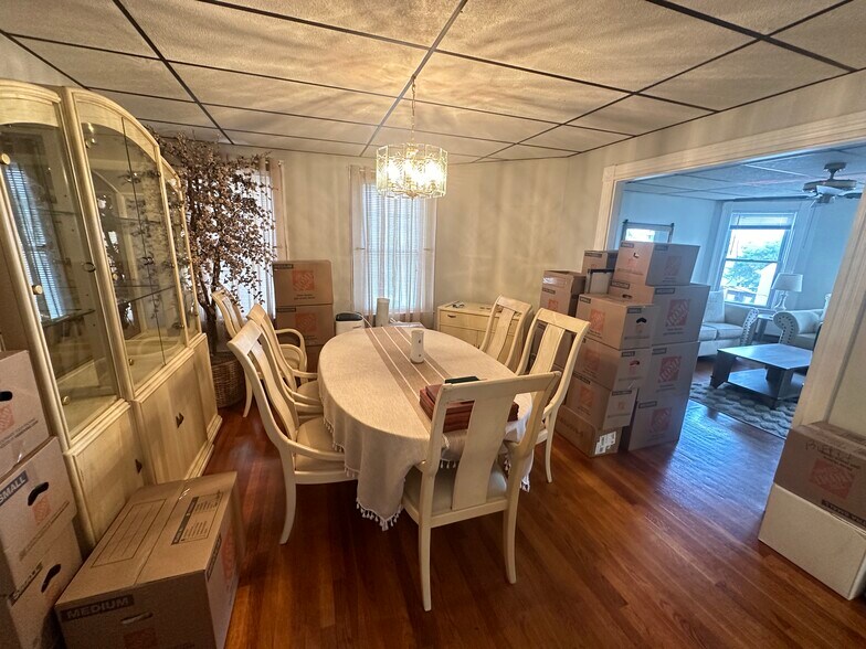 Building Photo - 17 Edmands St