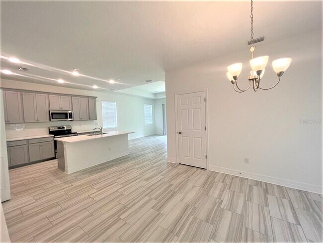 Building Photo - 8505 Starlight Loop