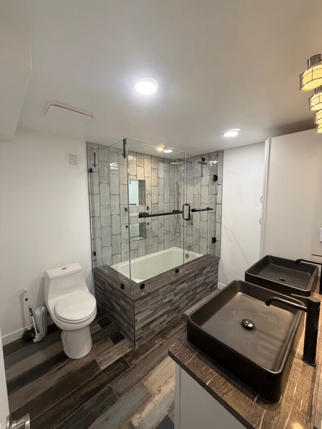 Building Photo - 6222 Alkire Ct