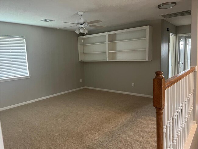 Building Photo - 1123 Elmgrove Park Ln