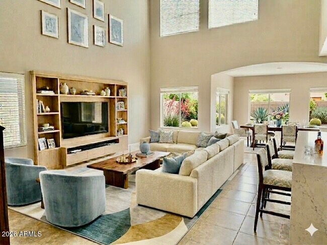 Building Photo - 10743 W Desert Elm Ln