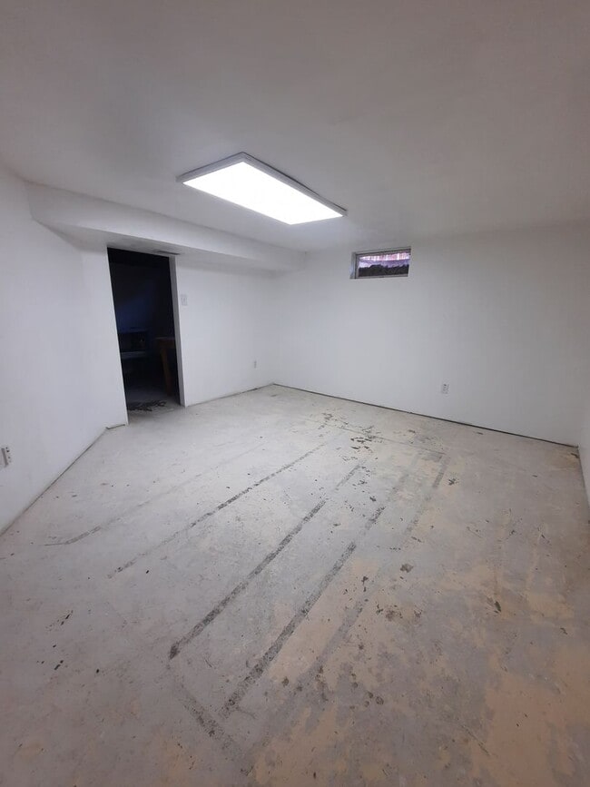 Building Photo - 4 BED | 1 BATH | HOME | NORTH