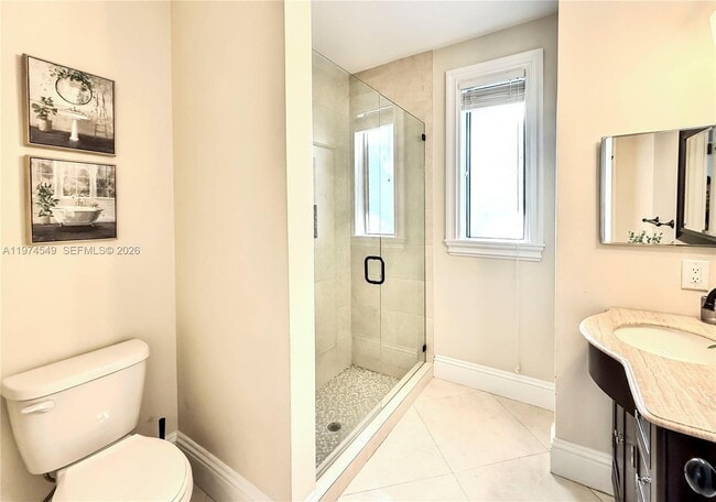 Building Photo - 400 Alexandra Cir