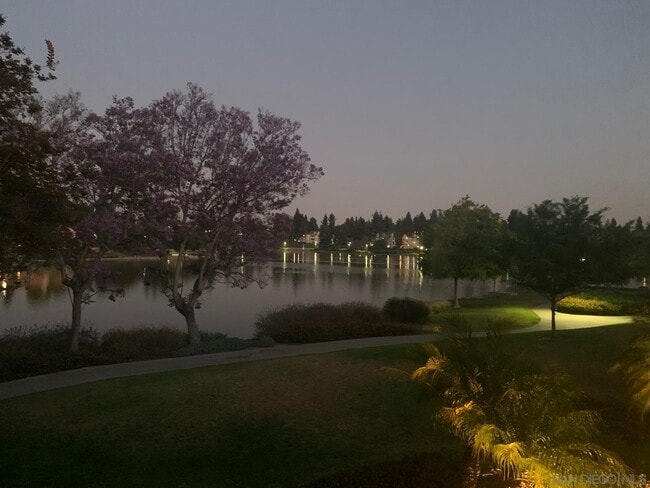 Building Photo - 2096 Northshore Dr