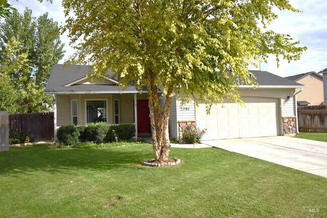 Building Photo - 2707 Colfax Dr