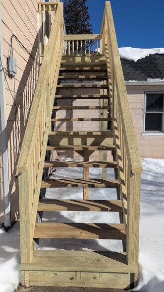 Building Photo - 24 Mechanic St