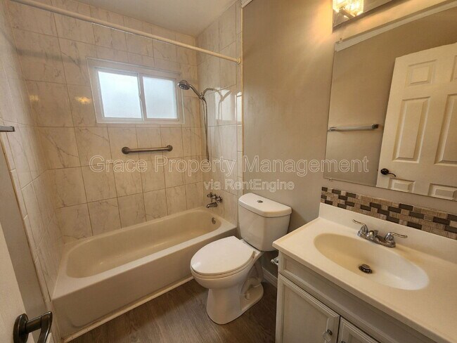 Building Photo - 2260 E 91st Ave