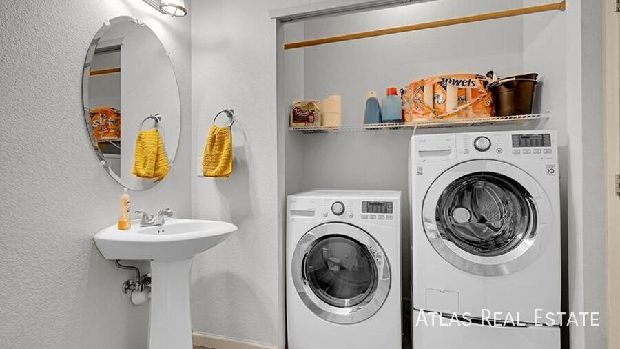 Building Photo - 22898 E Ottawa Pl