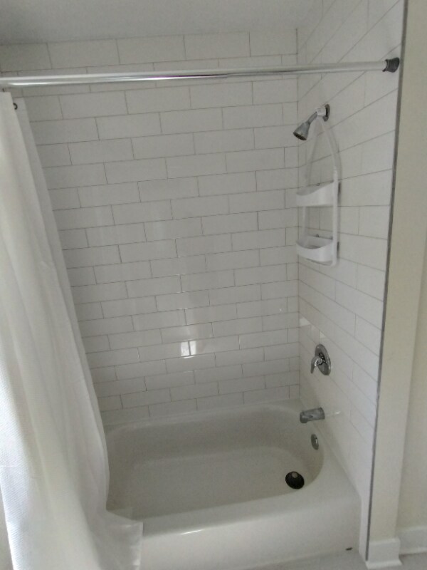 Building Photo - 2643 12th Ave S