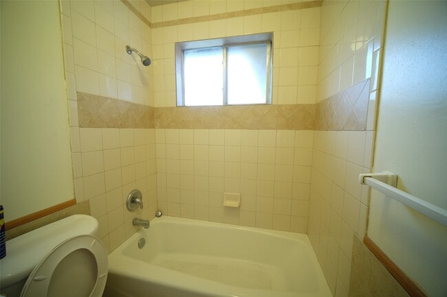 Building Photo - 12403 Bexley Dr