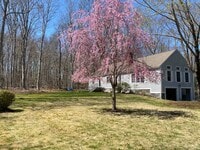 Building Photo - 437 Green Hill Rd