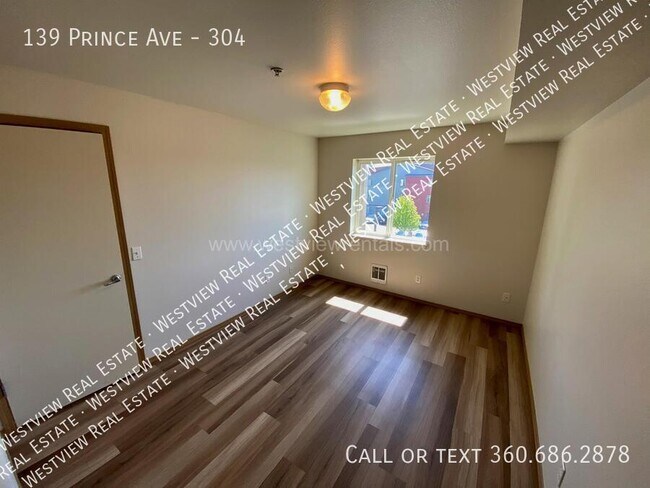 Building Photo - 139 Prince Ave