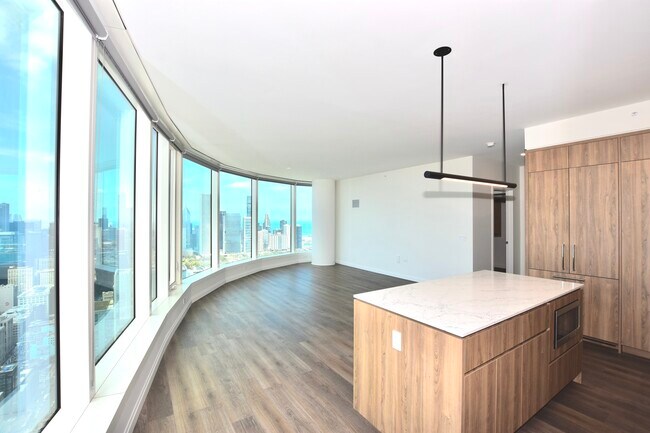 Building Photo - 1000 S Michigan Ave