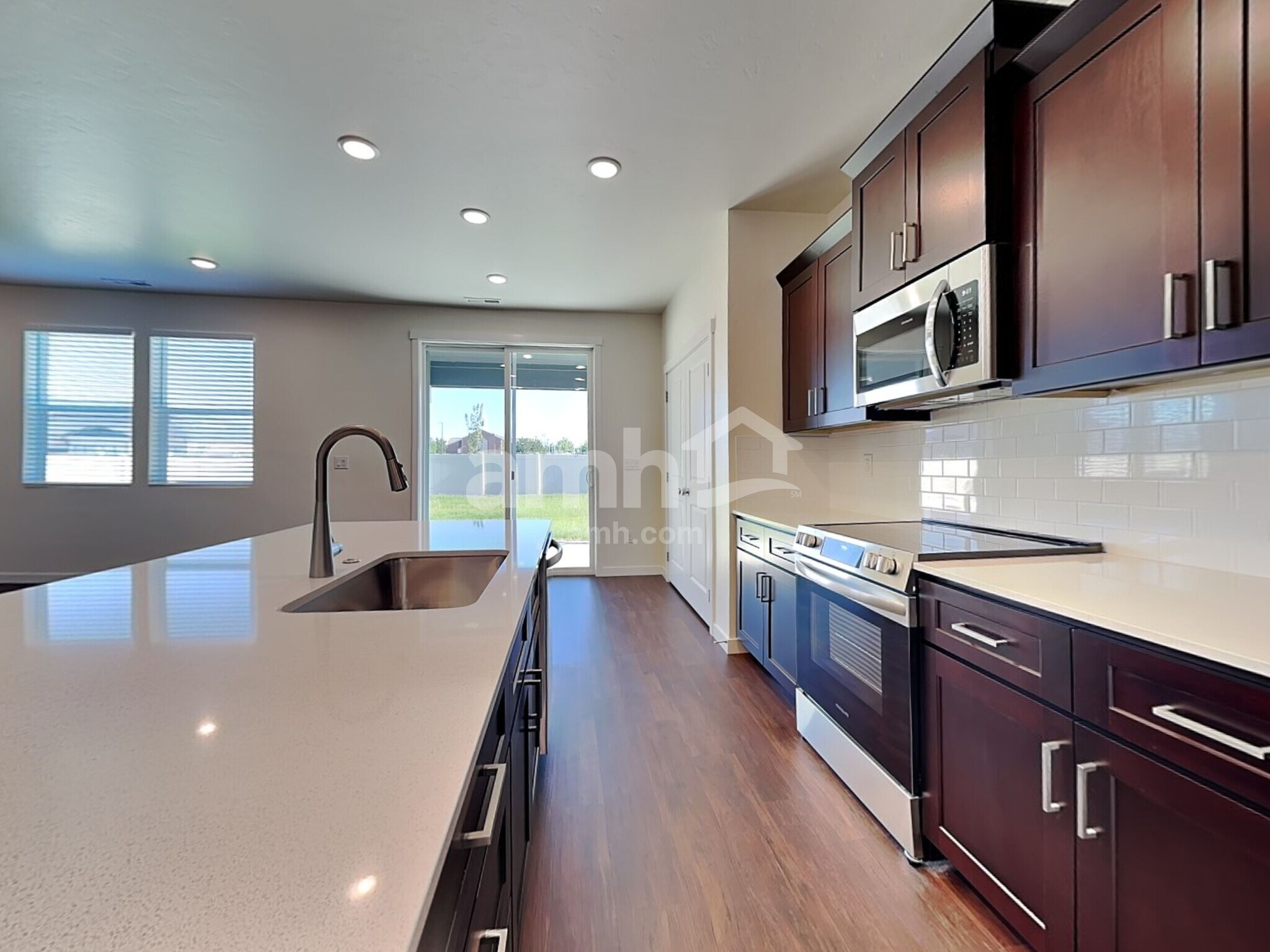 Building Photo - 9380 W Shumard St