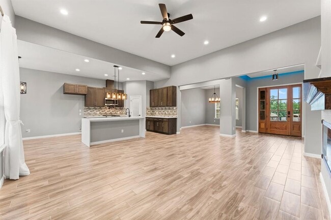 Building Photo - 12511 Savage Ct