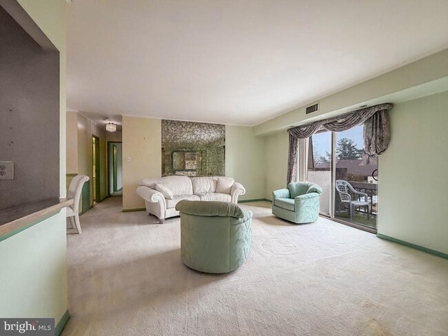 Building Photo - 44303 Delaire Landing Rd