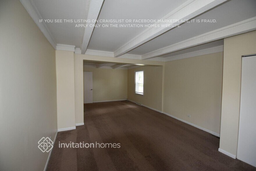 Building Photo - 1808 W 187th St