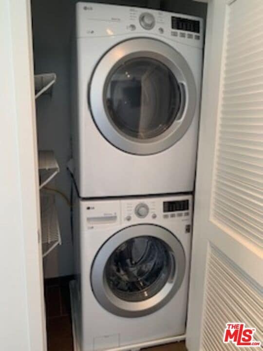 Building Photo - 1700 Sawtelle Blvd