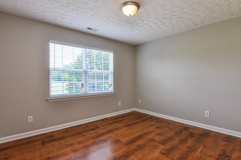 Building Photo - 1109 Braemar Highland Dr