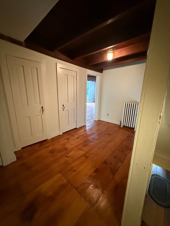 Building Photo - Charming Doylestown Modern Farmhouse & Barn