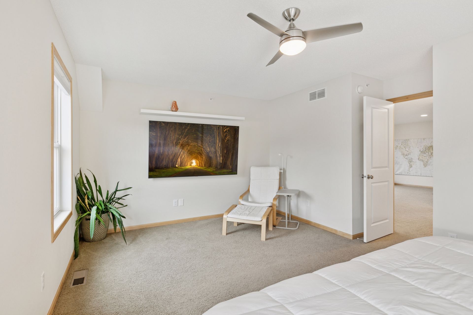 Building Photo - 10749 Falling Water Ln