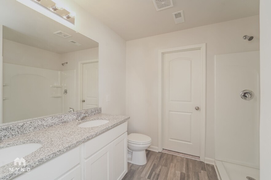 Building Photo - 639 Farmstead Trail