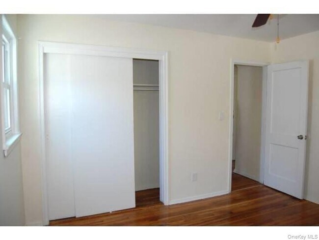 Building Photo - 10 N Leech Cir