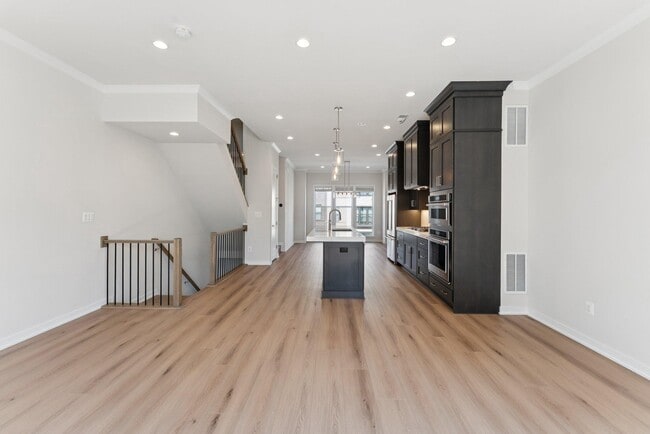 Building Photo - 4689 Charger Pl