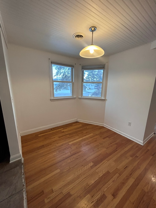 Building Photo - 3 Rondack Rd