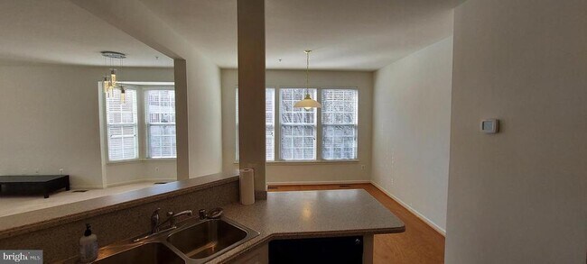 Building Photo - 7112 Silverleaf Oak Rd