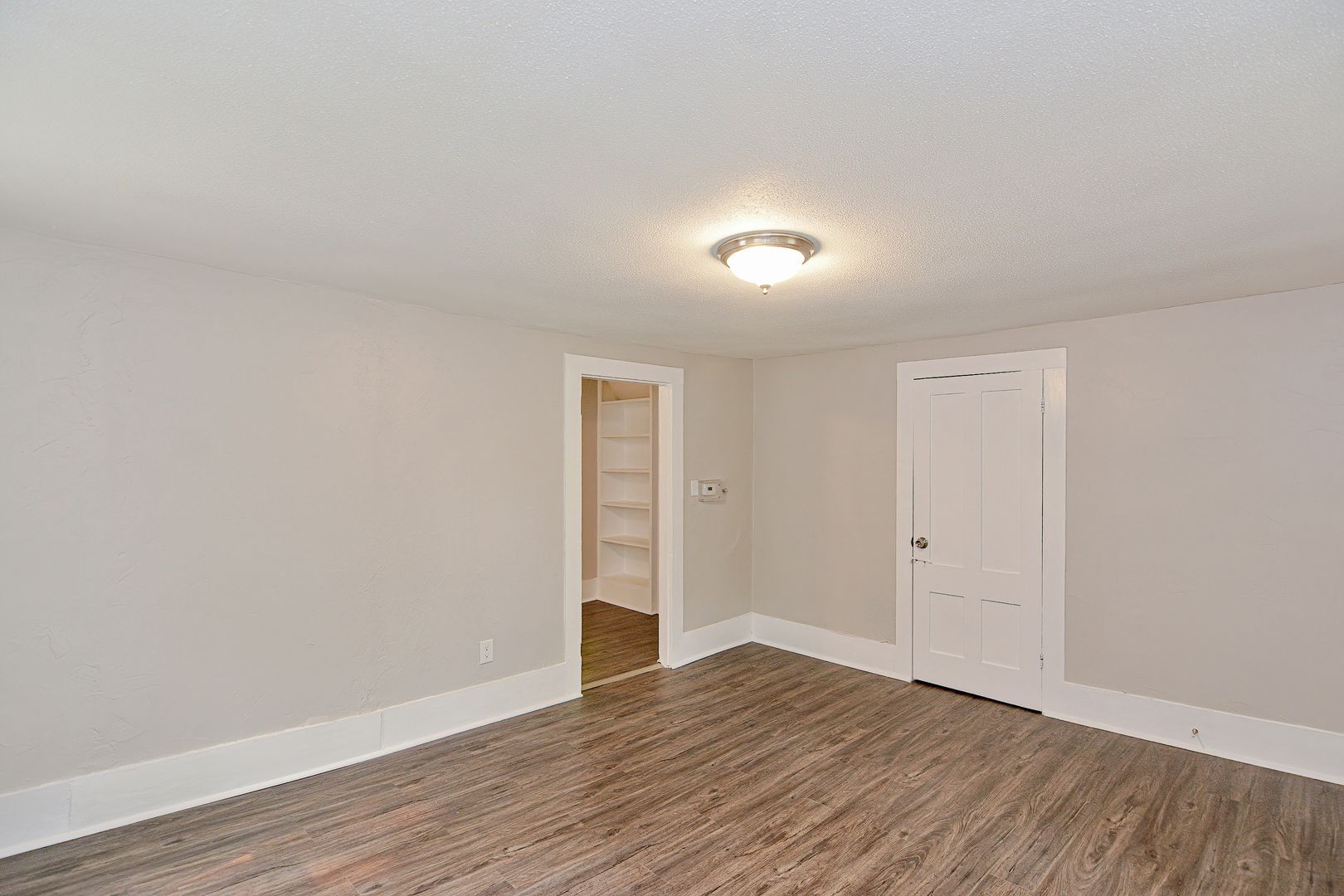 Building Photo - 97 Groton St