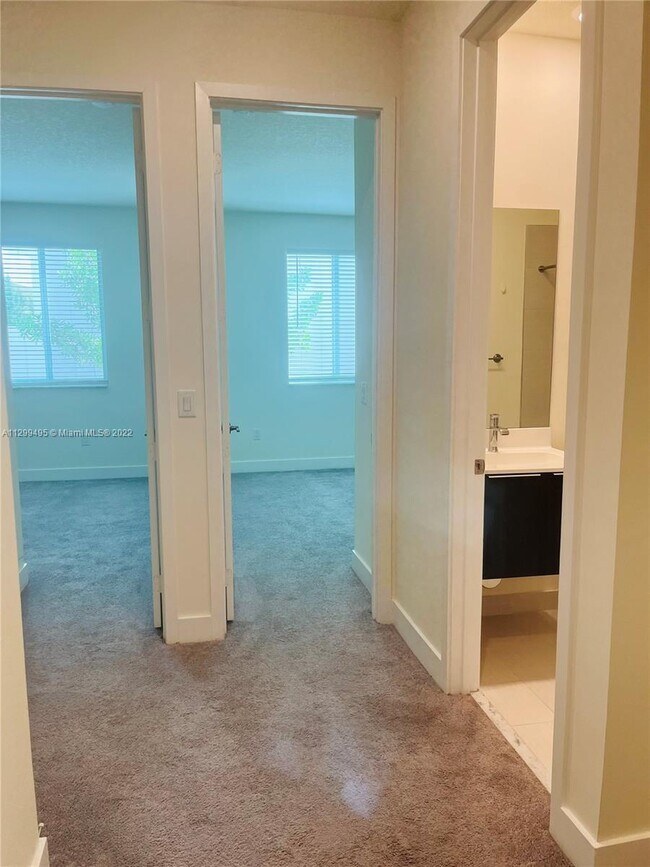 Building Photo - 6667 NW 102nd Path