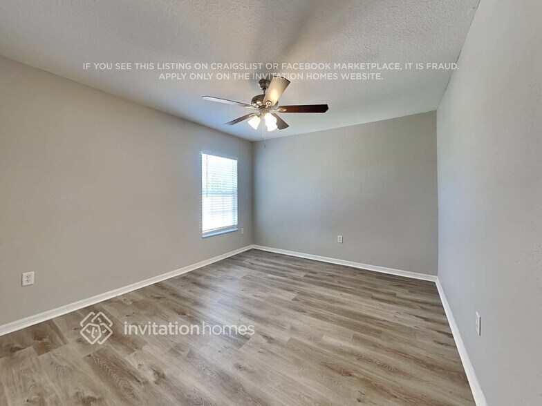 Building Photo - 2137 Sandy Hook