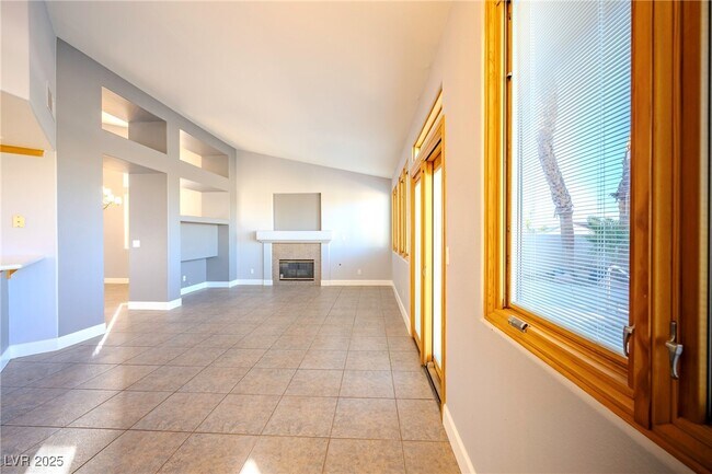 Building Photo - 24 Palazzo Terrace