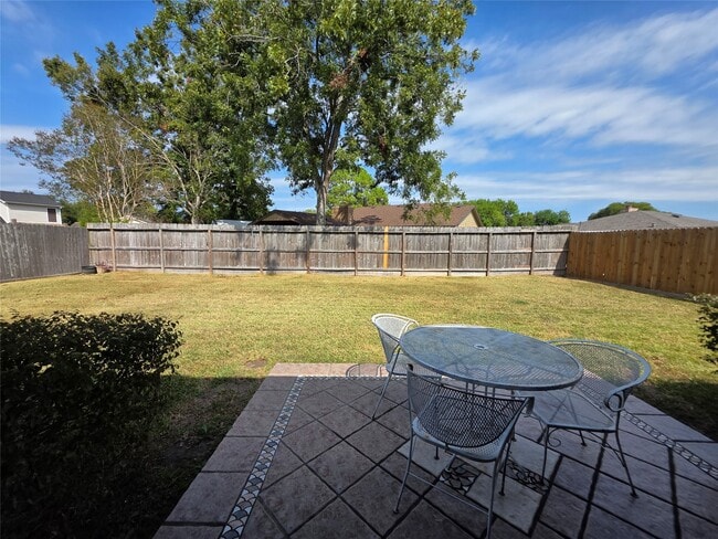 Building Photo - 463 Lost Rock Dr