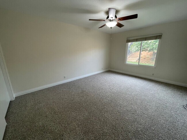 Building Photo - Summerfield Estates Home in Poway.  3/2, 2...