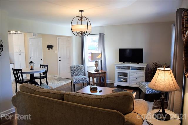 Building Photo - 201 Gamble St