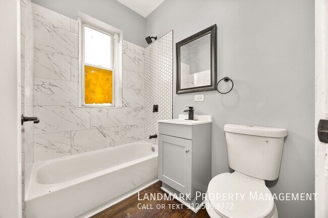 Building Photo - 1843 W 54th St