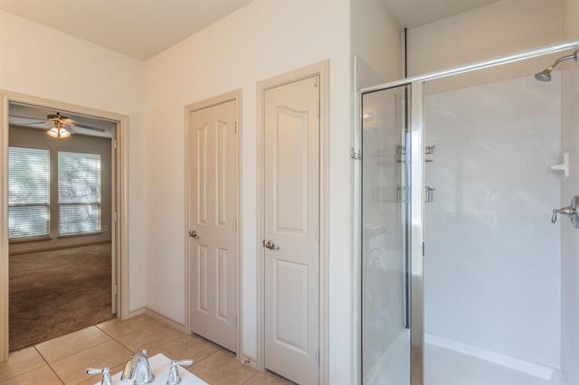 Building Photo - 10844 Irish Glen Trail