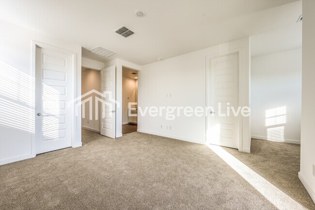 Building Photo - 9733 W Catalina Dr