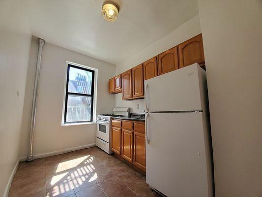 Building Photo - 1 bedroom in BRONX NY 10457