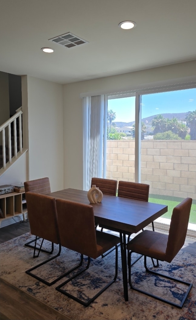 Building Photo - 2608 Nanza St
