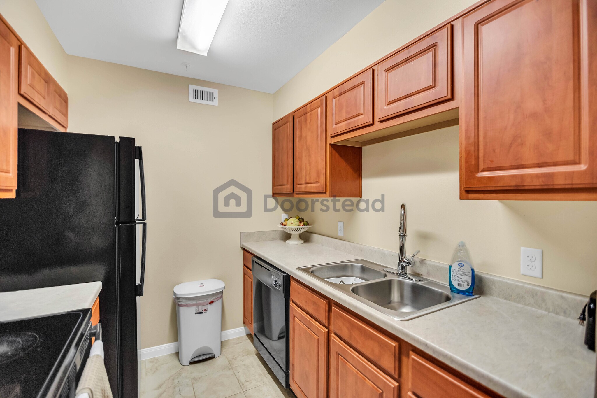 Building Photo - 8415 Hearth Dr