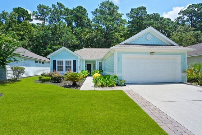 Building Photo - 211 Hampton Cir