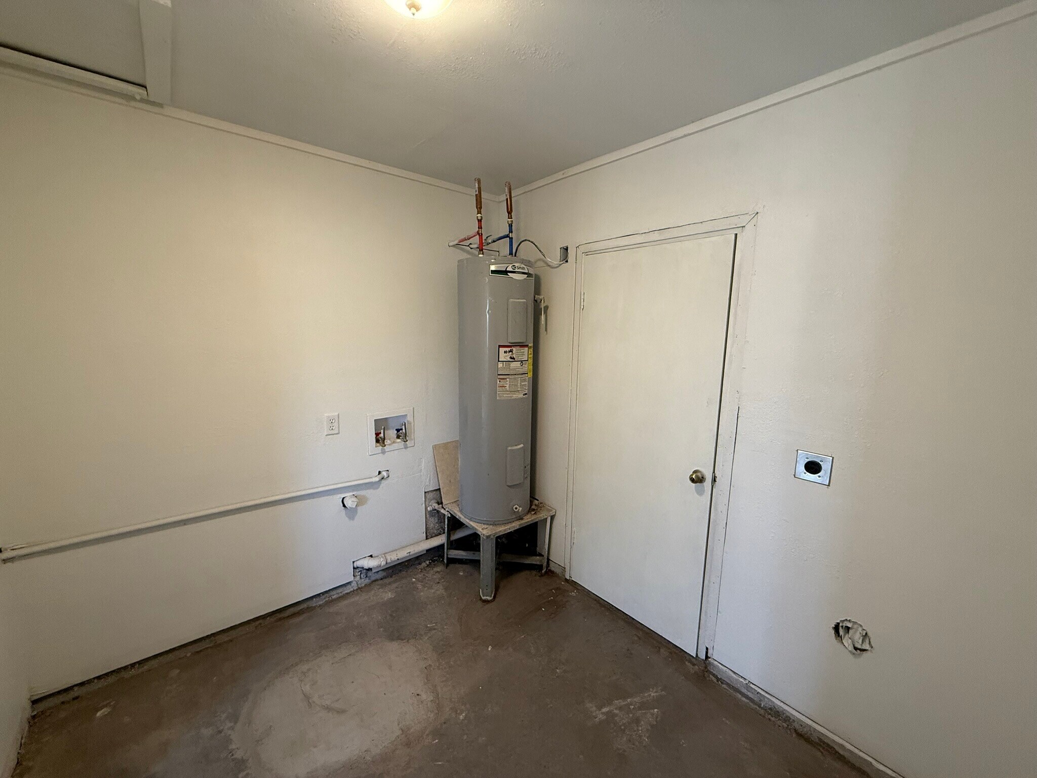 Building Photo - 1907 Oklahoma St